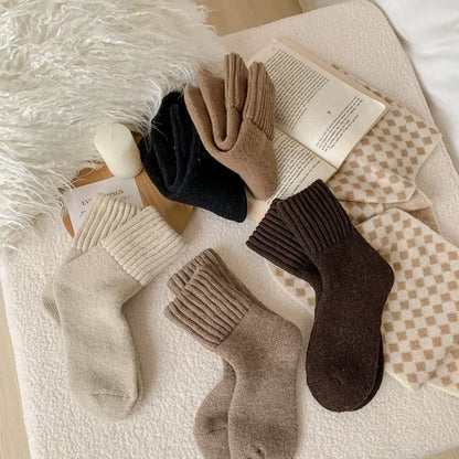 1/5 Pairs Winter Thickened Wool Socks Women’S Breathable Comfortable Plush Low Tube Snow Socks Korean Simple Warm Cashmere Socks